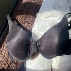 BRAND NEW La Vie En Rose Bra